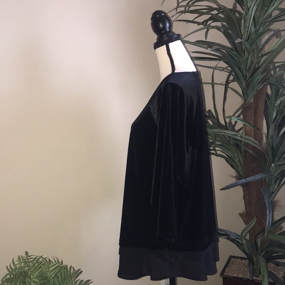 Ava James Black Velvet Lace Trim Blouse. - Picture 2 of 7